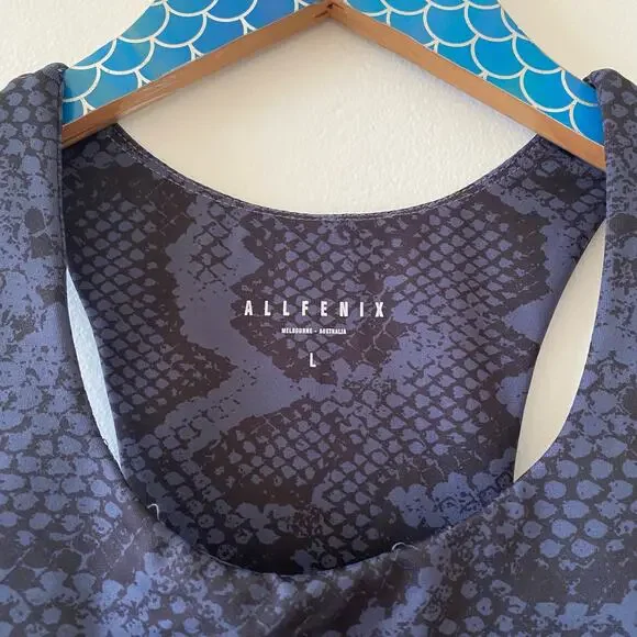 ALLFENIX Navy Longline High Neck Snake Print Sports Bra Size Large - Picture 4 of 8